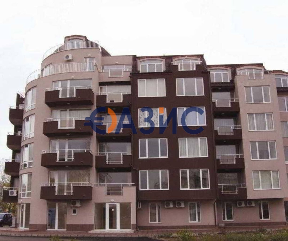 Продава се Двустаен апартамент в к.к. Слънчев бряг - 50 кв.м за 980 €/кв.м - Снимка #8