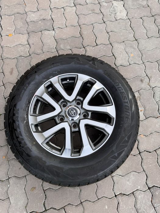 Продам зимние шины с дисками