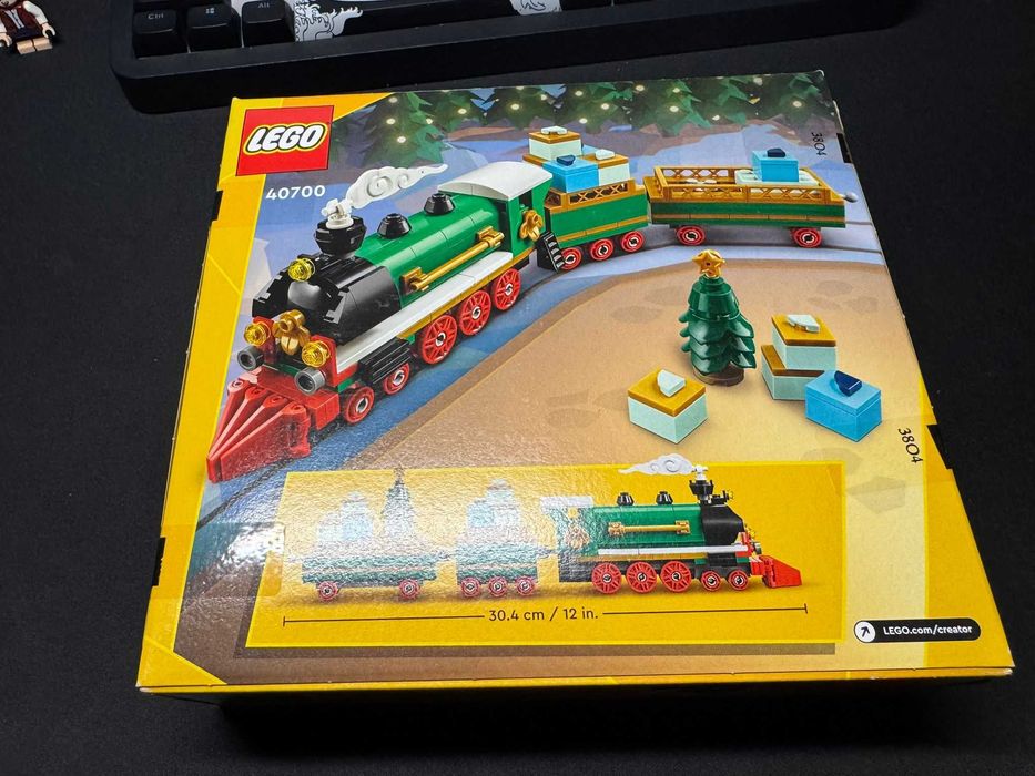 LEGO® Creator Trenul sărbătorilor de iarnă (40700) sigilat