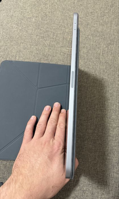 iPad Pro 11 inch generatia 4