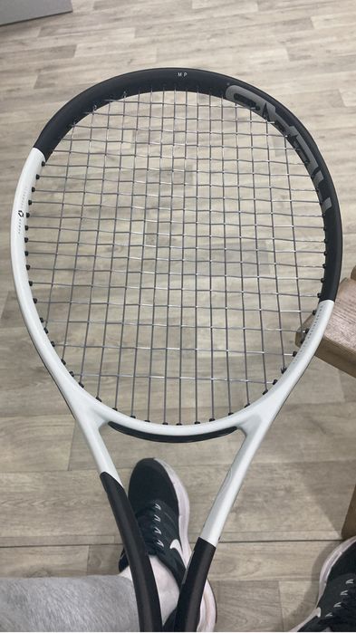 Продам ракетку для большого тенниса