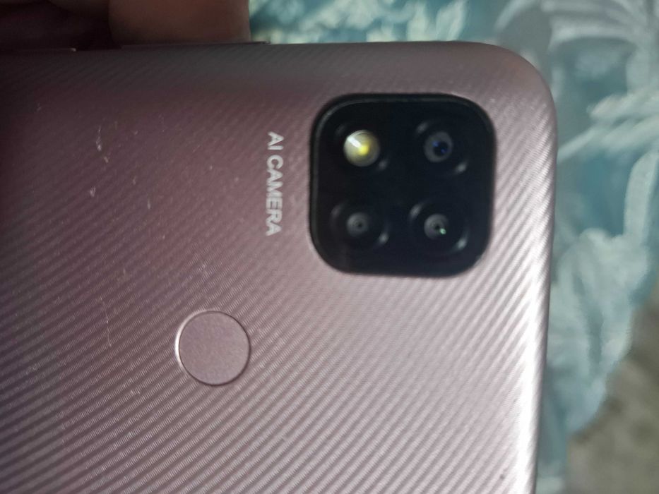 продам телефон redmi 9c