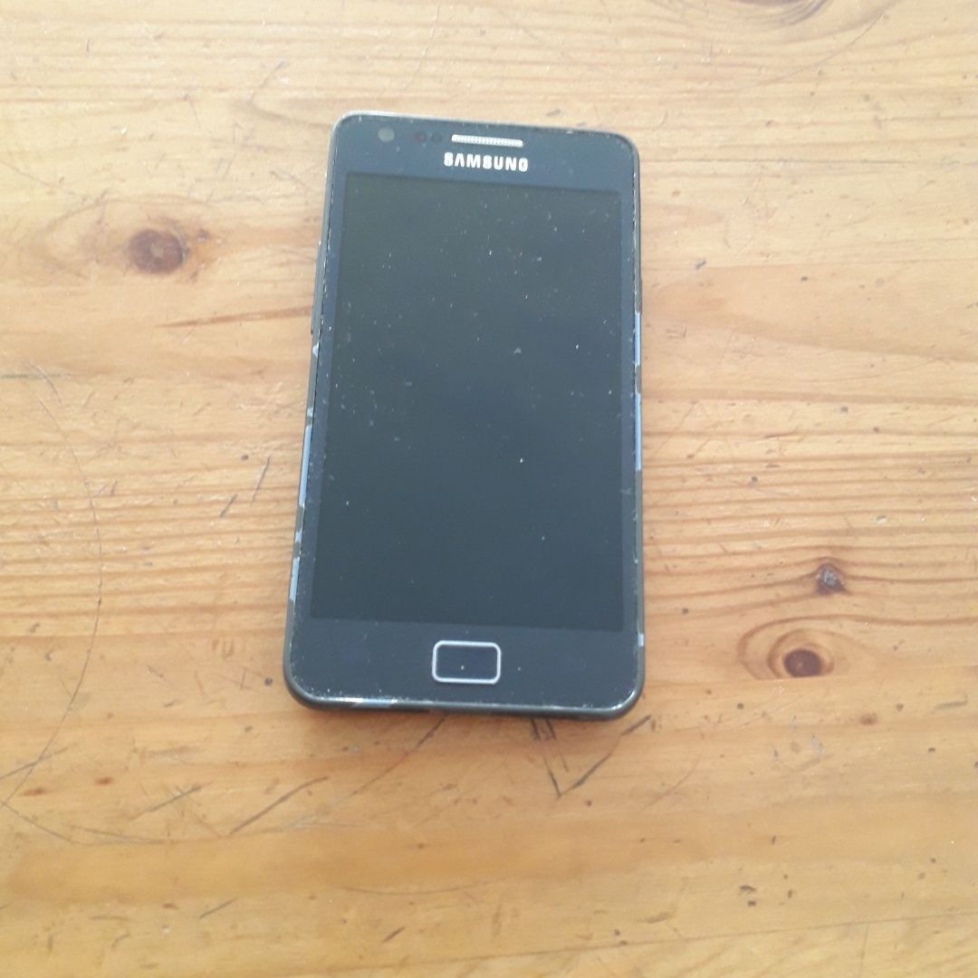 Samsung S2 plus, A10S, J4