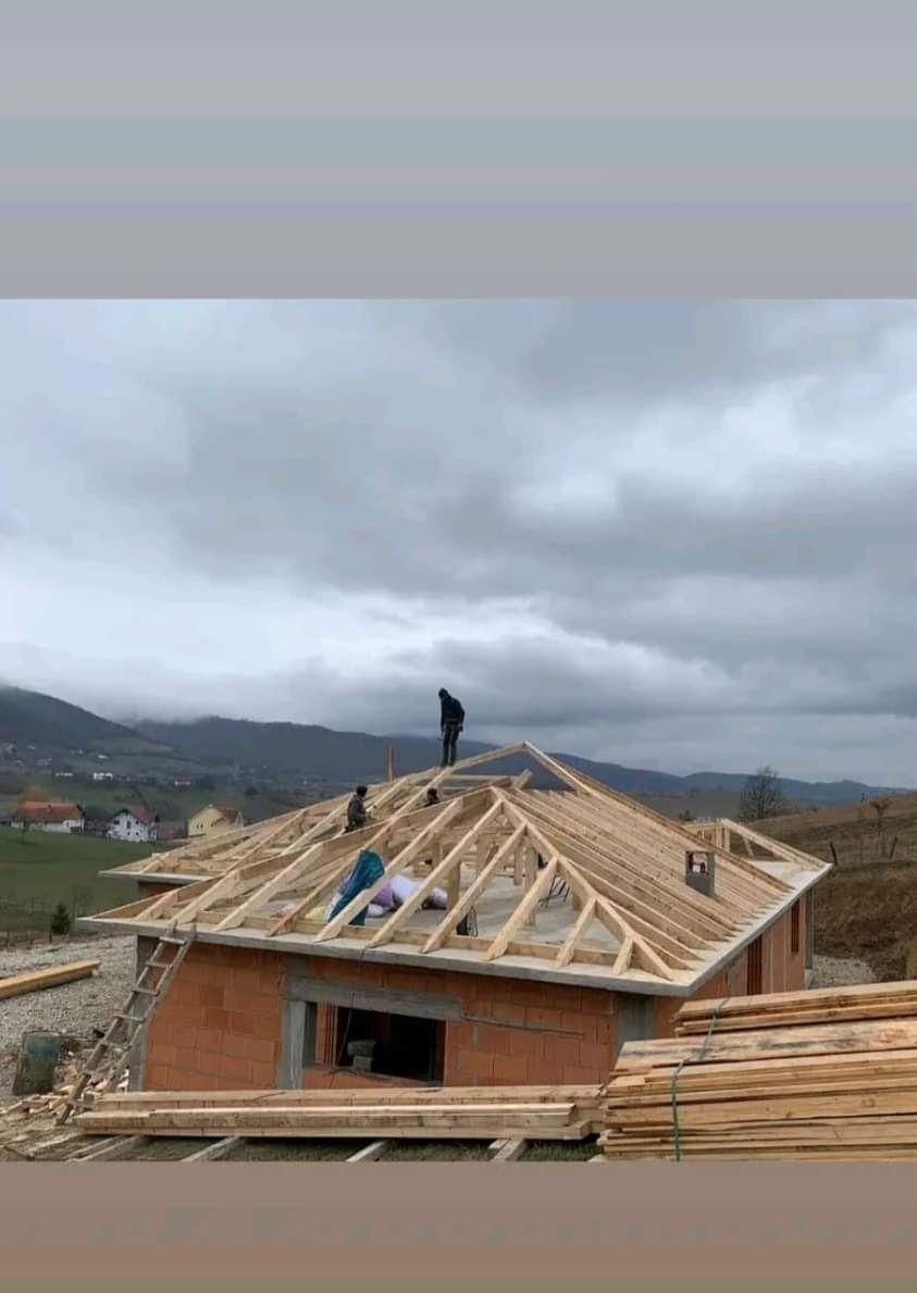 Направа на нови покриви.
Изграждане на нова дървена конструкция.
Изгра