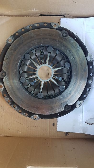 ambreiaj opel astra h(nu include volanta)