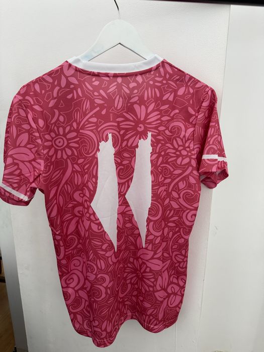 Висококачествени футболни тениски