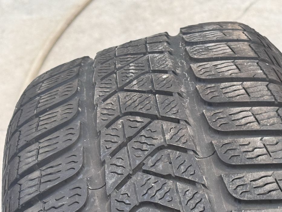 215/60/R17 Pirelli Sottozero 4бр зимни dot4722