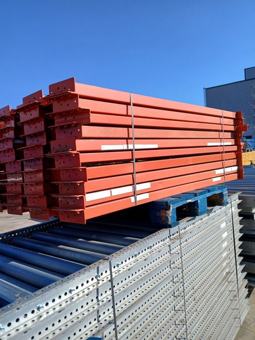 Rafturi metalice de vânzare