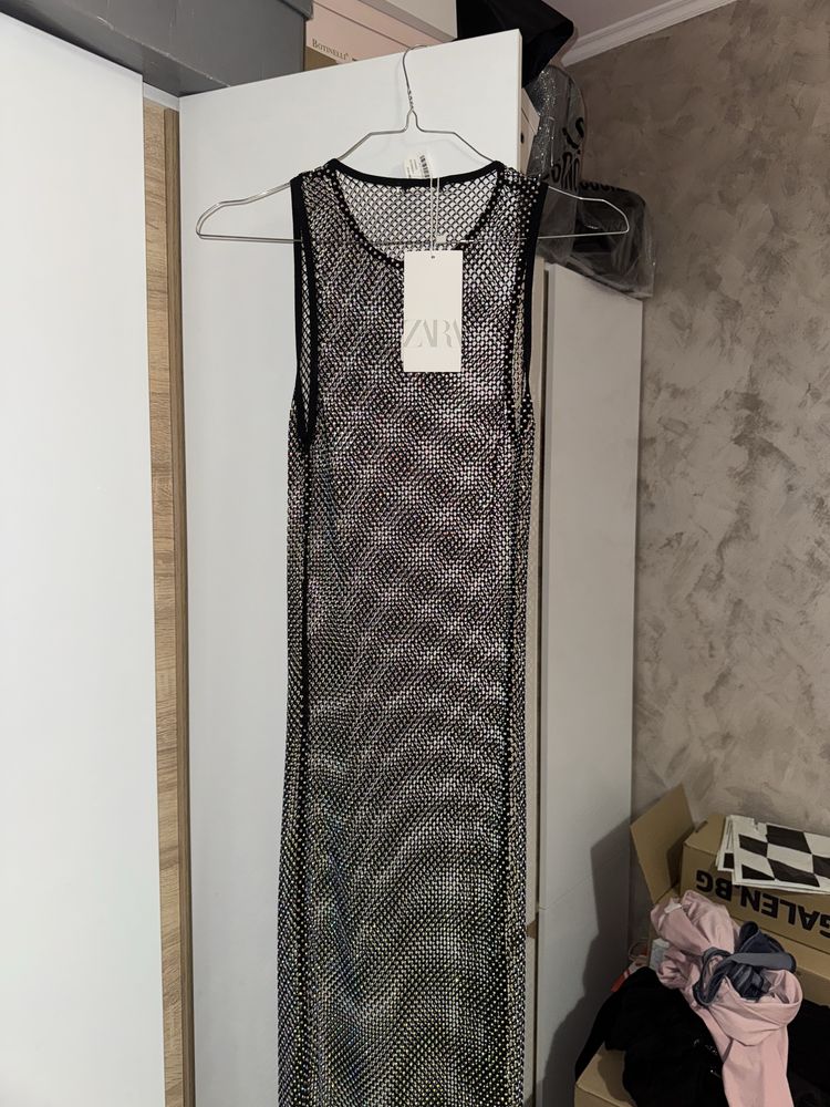 Макси рокля с камъни сваровски Zara