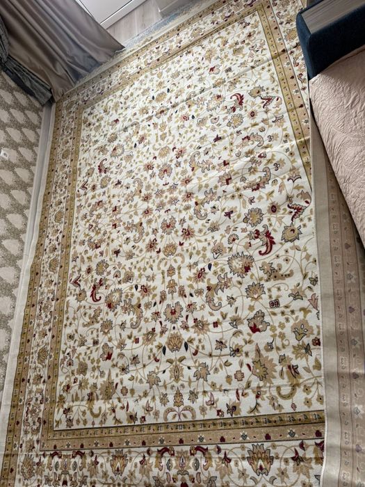 Продам ковер в хорошем качестве