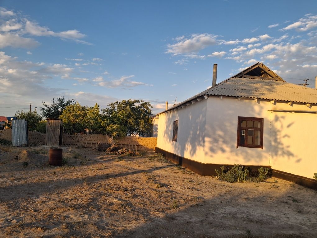 Үй сатылады, Түршеков 85,