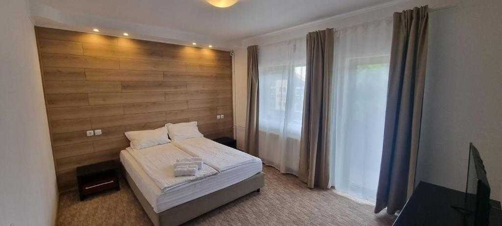 PENSIUNE in PREDEAL, cu 19 camere, restaurant, bar si 2 terase