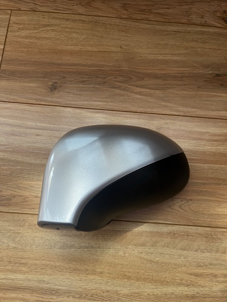 Oglindă stânga Peugeot 207 – cod 326-0087-1 | Compatibilitate OEM