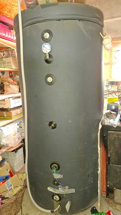 Vand Rezervor tip Puffer 1000 litri folosit 3 ani