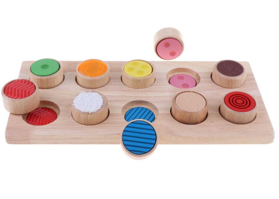 GOKI MEMO Дървен сортер по метод Монтесори за сензорика и око - ръка