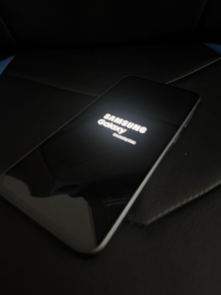 SAMSUNG A36 5G чисто нов!