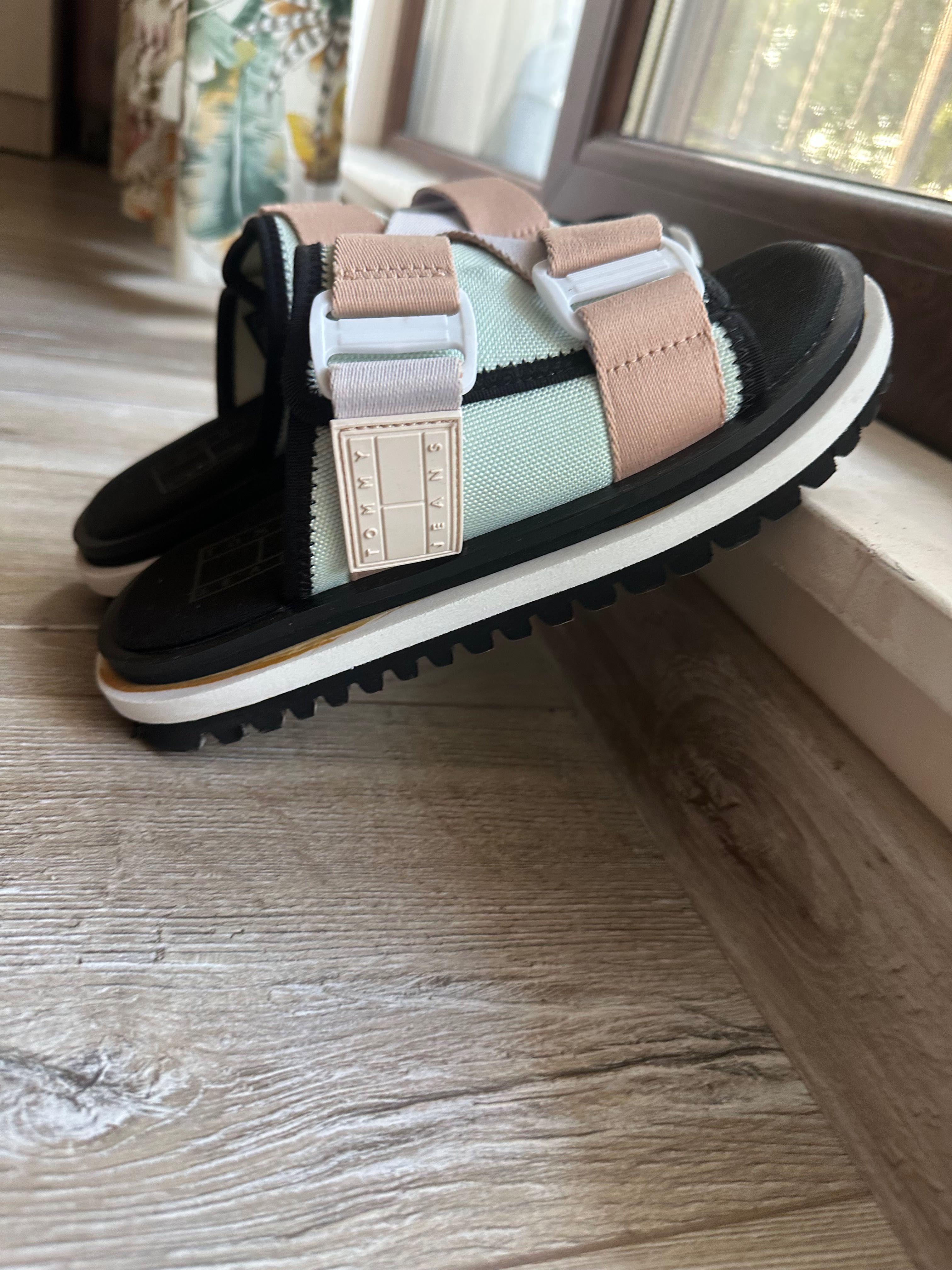 Джапанки чехли Tommy Hilfiger р.36,5-37