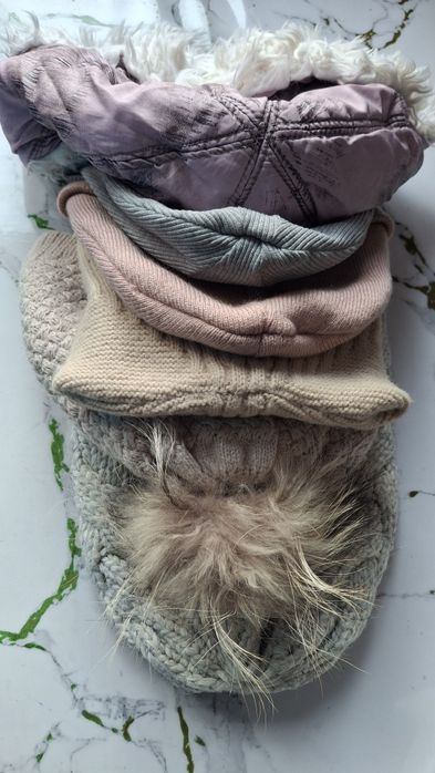 Зимние шапки, шарф новый