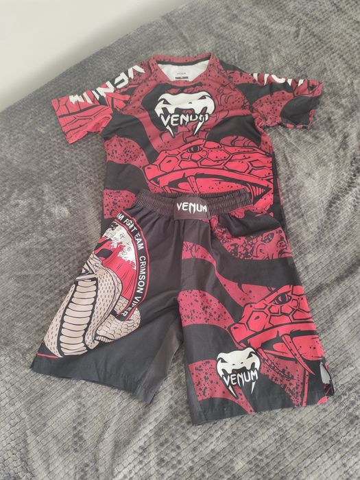 Костюм для кикбоксинга