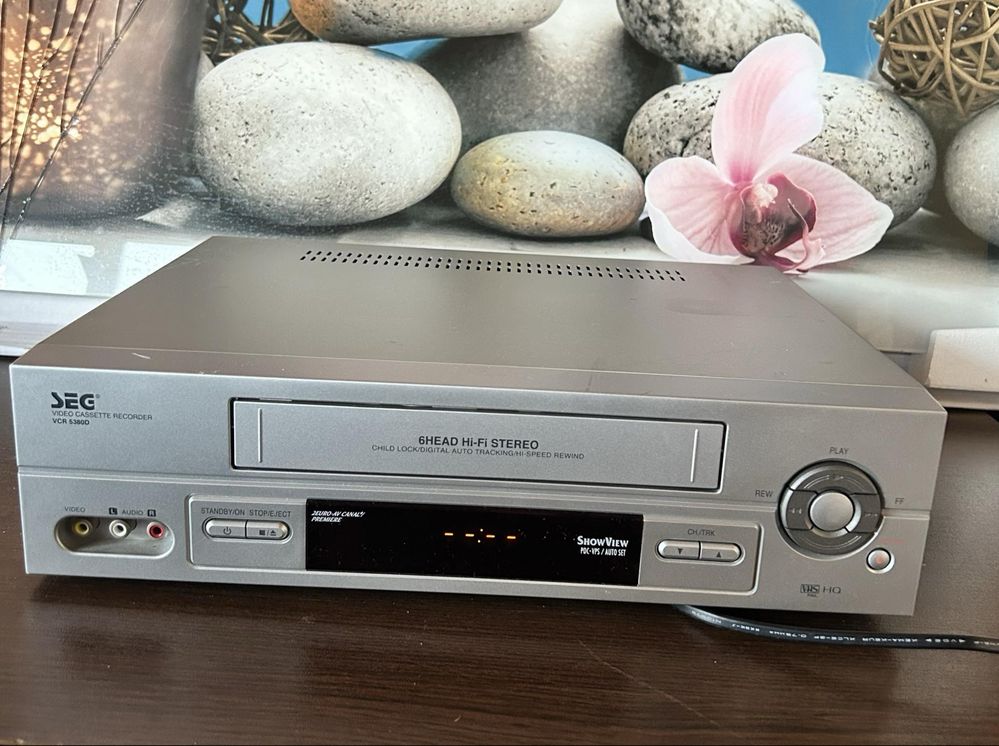 Стерео касетофон, усилвател, видеа, ресийвър, DVD и др.