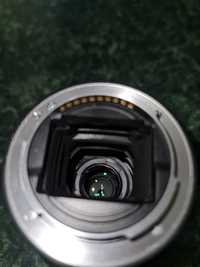 Obiectiv Sony FE 28-70mm f3.5-5.6