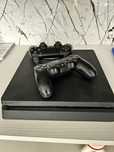 Play Station 4 slim 1 Tb