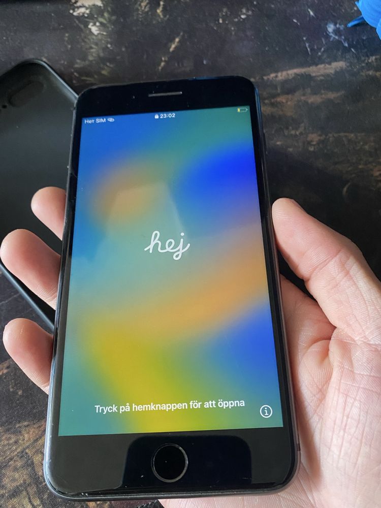 Iphone 8+ 256g продается