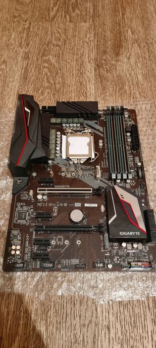 Placă de baza GIGABYTE Z390 gaming X