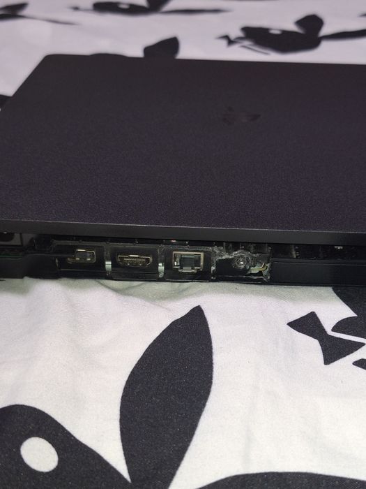 PS4 Slim 1TB + Controller Original + Cablu HDMI & Alimentare  Func