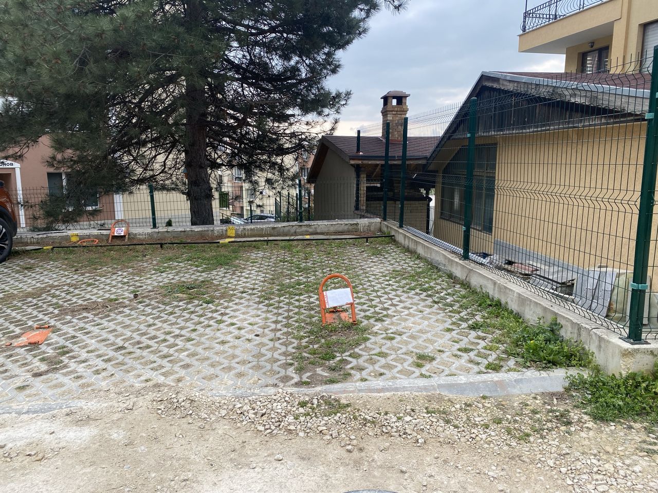 Дава се под наем Гараж / Паркомясто в Варна, Възраждане 3 - 13 кв.м за 40.8 € - Снимка #2