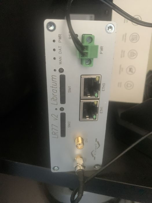 Router dual sim industrial pe sina