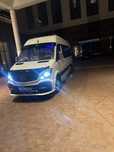 Mercedes-bens siprinter mikroavtobus sotiladi