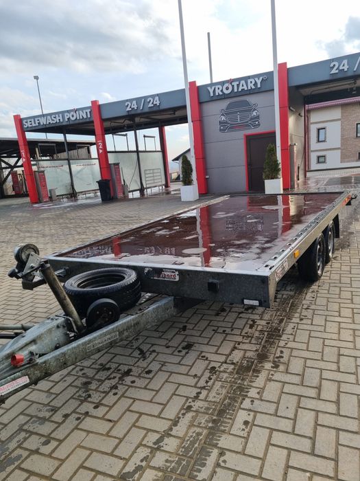 Vand trailer temared