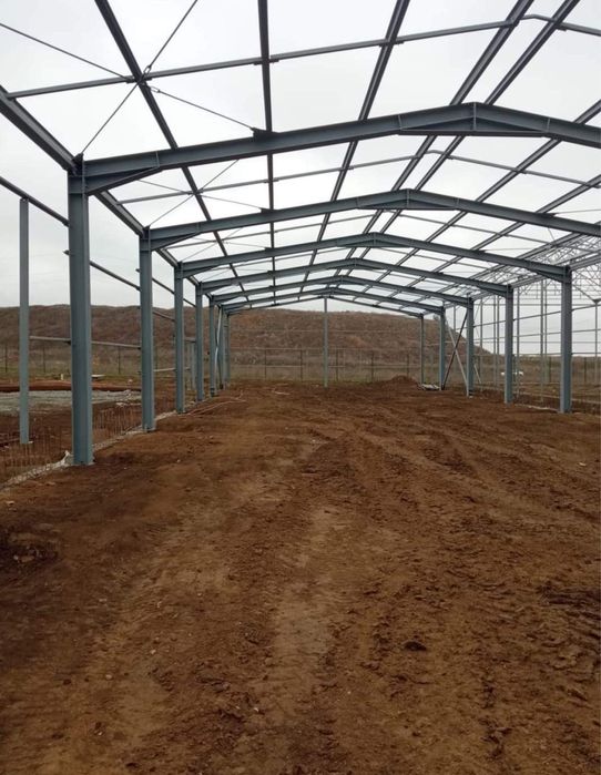 Vand hale metalice conform proiect pentru orice tip de hala metalica