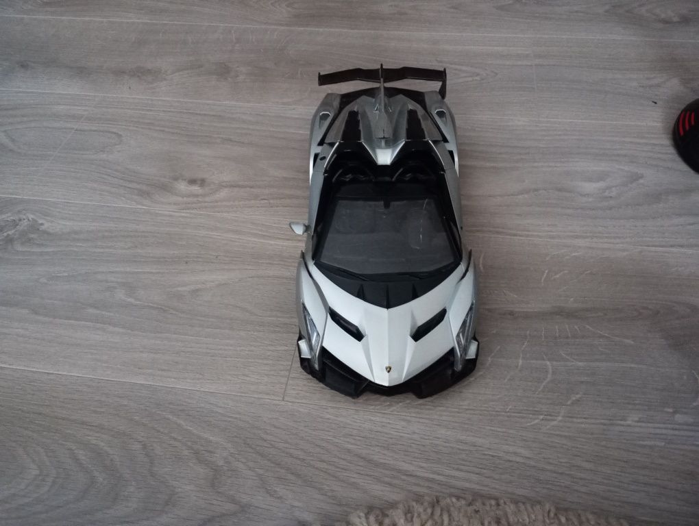 Lamborghini cu telecomanda