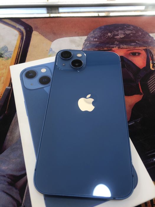 Айфон 13 Идеально.