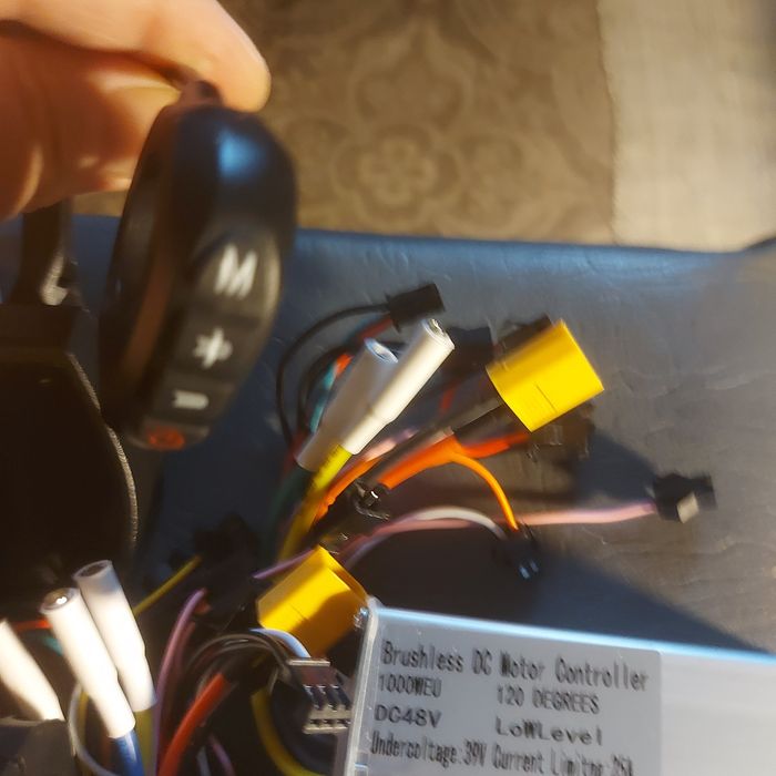 Controler plus displei trotineta.