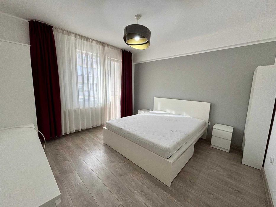 Vand apartament cu 3 camere et 1/3 Str. Cetatii