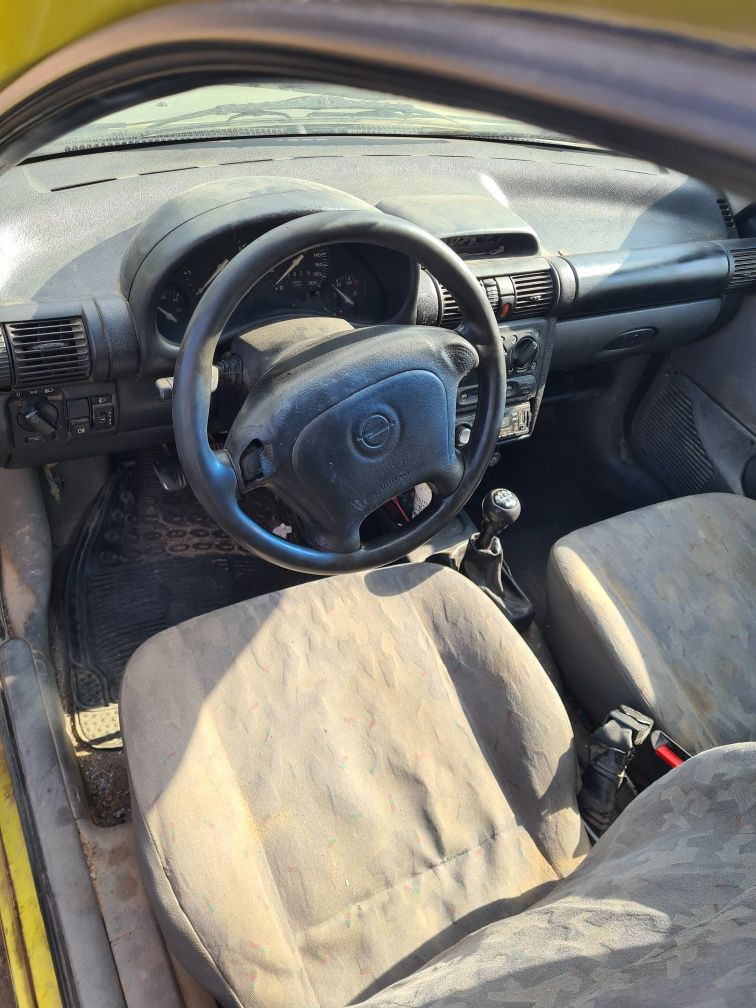 Опел Корса 1.0 Opel Corsa 1.0 Ecotec на части