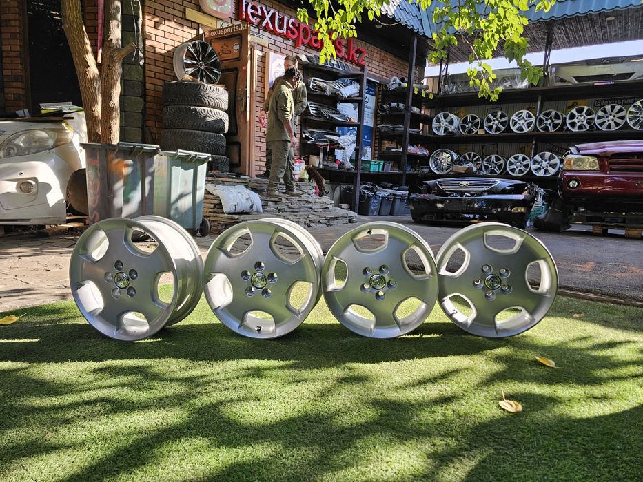 ORIGINAL Диски R17 Highlander//RX300