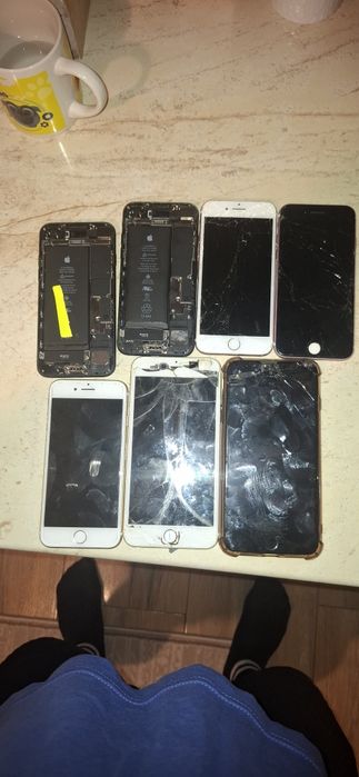 Vand telefoane iphone