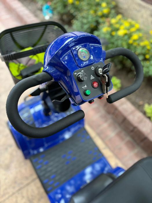 Електрическа четириколка MaxMotors