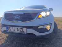 Vând KIA SPORTIGE 136CP,4X4, Motor 2.0, Cutie manuala, Albă, full