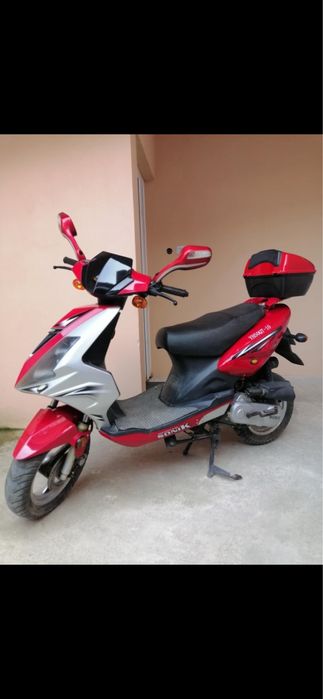 Scuter 49 cm deaaa