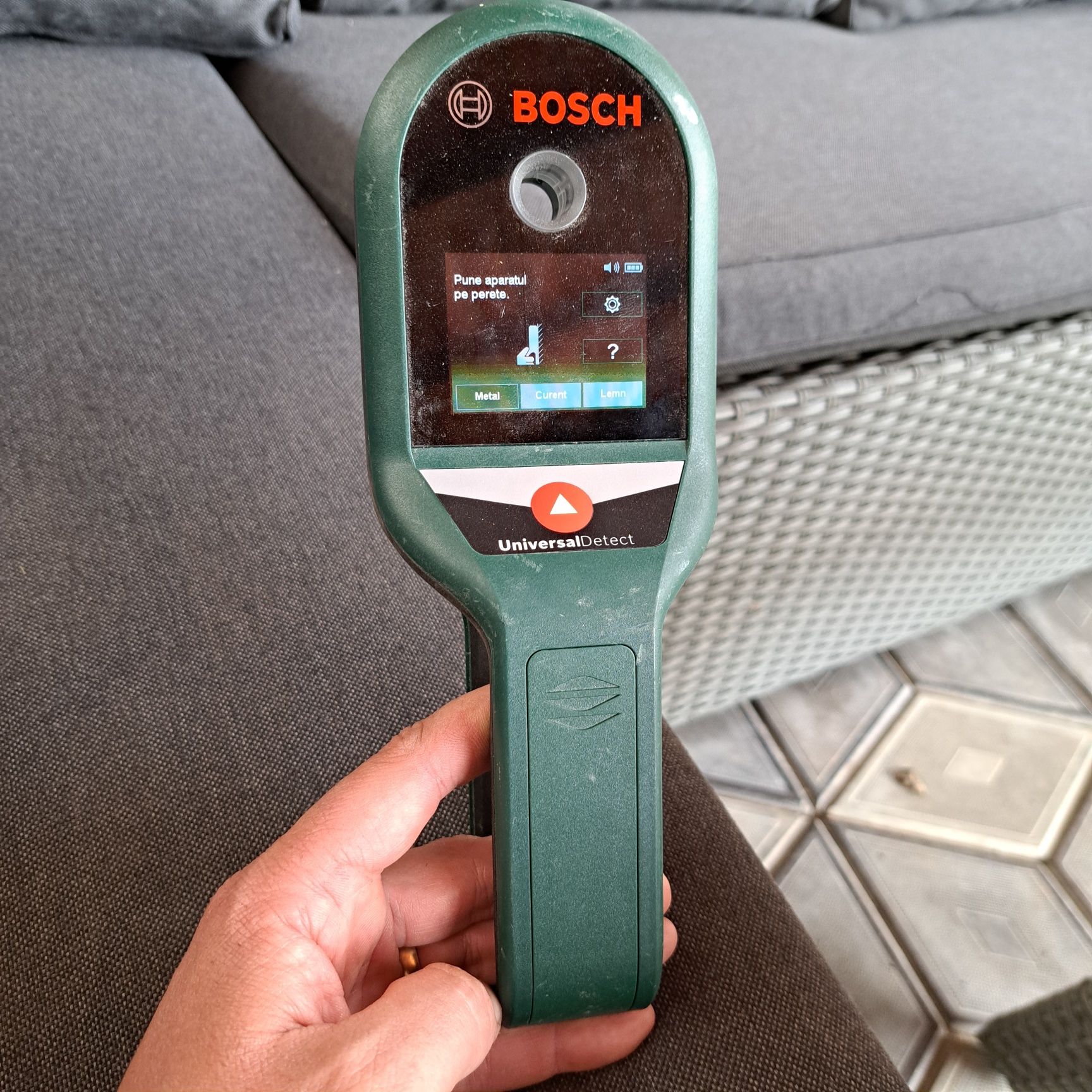 Bosch Universal Detect metale