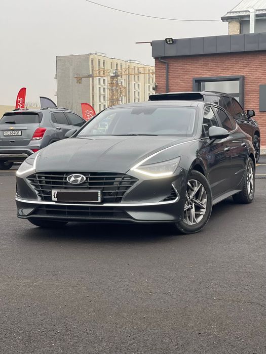 Hyundai Sonata 2L full pozitsya avtomobil sotiladi !