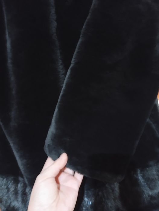 Продам шикарную натуральную шубу Турция