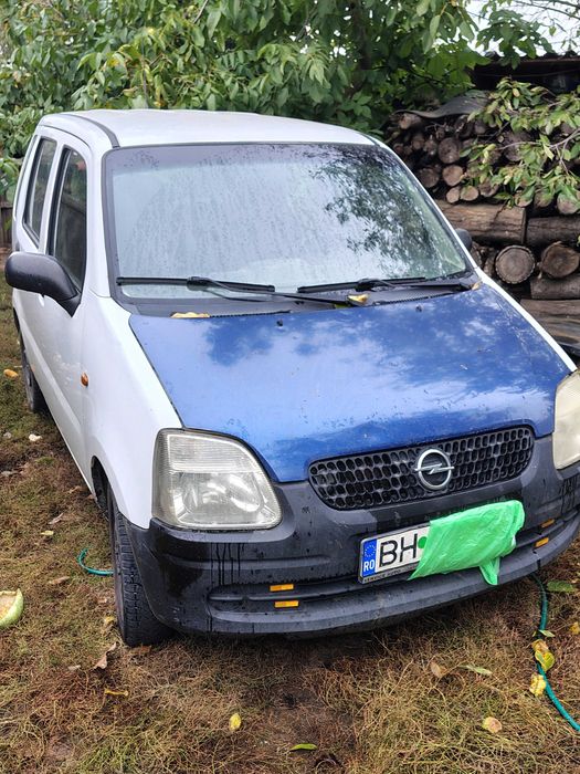 Opel Agila 1.0 litri benzina