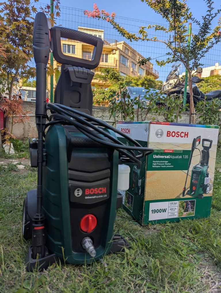 Водоструйка Bosch: Universal aquatak 135