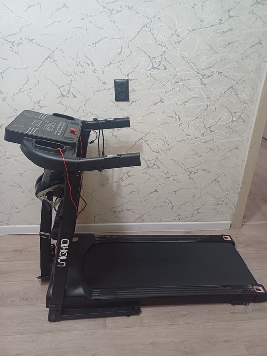 Продам беговую дорожку